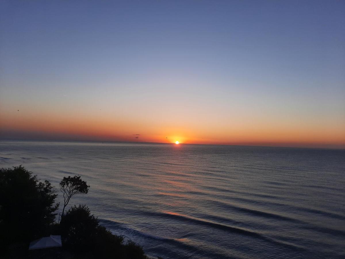 Byala Vista Cliff Apartments ภายนอก รูปภาพ