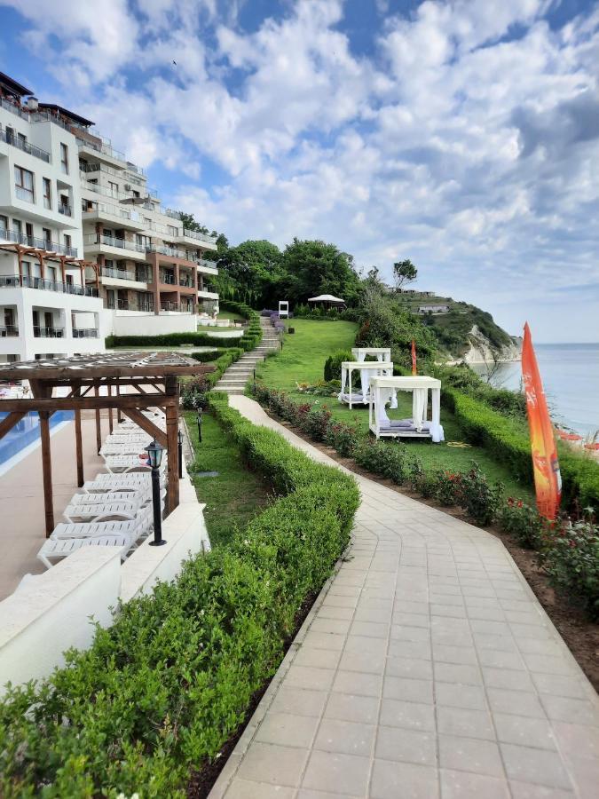 Byala Vista Cliff Apartments ภายนอก รูปภาพ